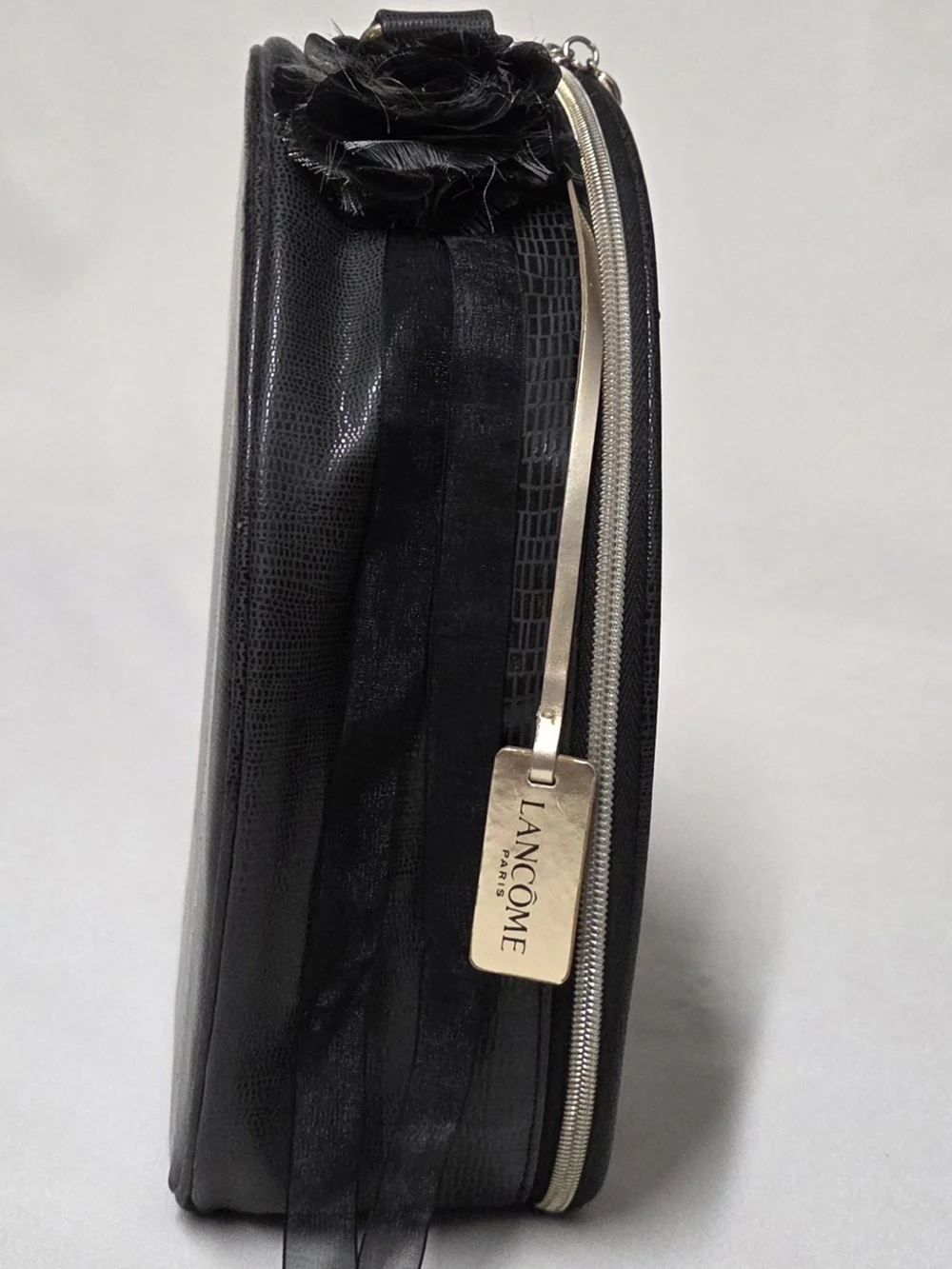 Lancôme Paris 'Le Parisian' Black Croc-Embossed Faux Leather Round Train Case